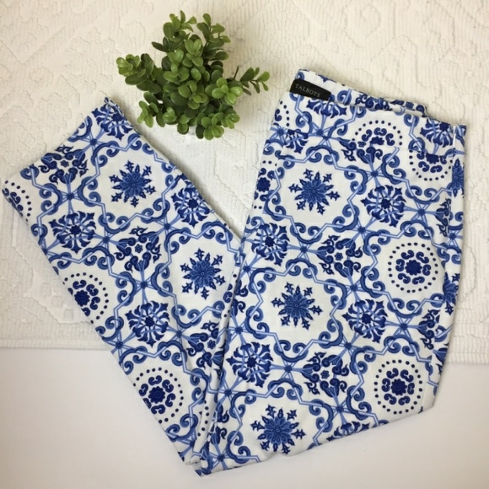 (12) NWOT Talbots Porcelain Mosaic Cropped Pants